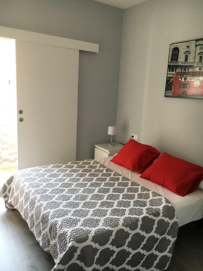 Sagrada Familia - Habitaciones Барселона Екстер'єр фото